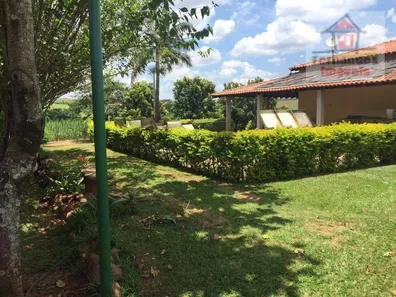 Fazenda / Sítio / Chácara com 3 Quartos à venda, 103m² no Vila do Carmo, Capivari