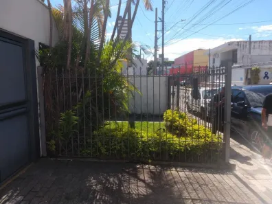 Casa Comercial com 2 Quartos para alugar, 172m² no Centro, Mogi das Cruzes