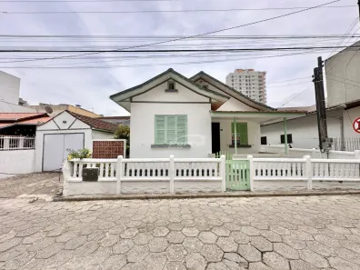 Casa Comercial com 4 Quartos para alugar, 80m² no Centro, Balneário Piçarras