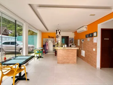 Hotel / Motel / Pousada com 13 Quartos à venda, 1355m² no Guaiúba, Guarujá