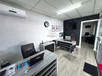 Loja / Salão / Ponto Comercial à venda, 220m² no Boqueirão, Curitiba