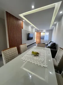 Casa com 2 Quartos para alugar, 81m² no Jardim Atlântico Leste (Itaipuaçu), Maricá