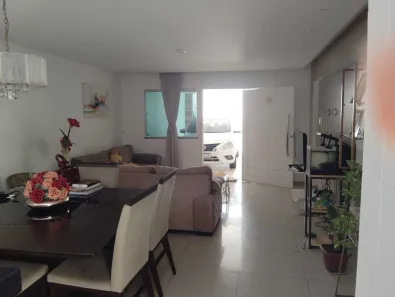 Casa com 4 Quartos à venda, 220m² no Jabotiana, Aracaju