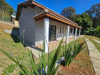 Fazenda / Sítio / Chácara com 3 Quartos à venda, 1000m² no , Mairinque