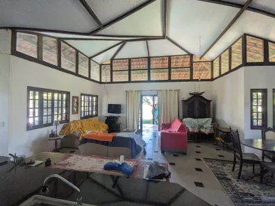 Fazenda / Sítio / Chácara com 3 Quartos à venda, 90000m² no maraporã, Cachoeiras de Macacu