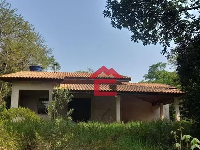 Fazenda / Sítio / Chácara com 1 Quarto à venda, 1700m² no , Mairinque