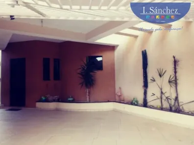 Casa de Condomínio com 3 Quartos à venda, 170m² no Jardim Serra Dourada, Itaquaquecetuba