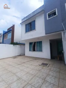 Sobrado com 3 Quartos à venda, 120m² no Jardim Mariléa, Rio das Ostras