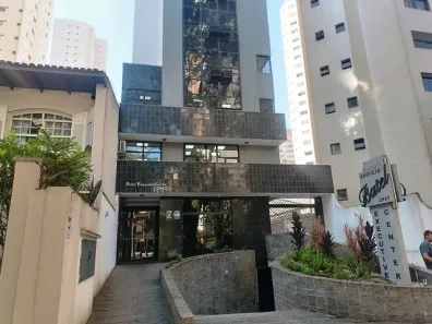 Conjunto Comercial / Sala para alugar, 23m² no Água Verde, Curitiba