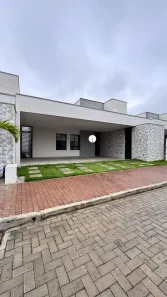 Casa de Condomínio com 3 Quartos para alugar, 131m² no SIM, Feira de Santana