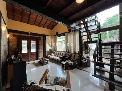 Casa de Condomínio com 3 Quartos à venda, 180m² no Limoeiro, Guapimirim