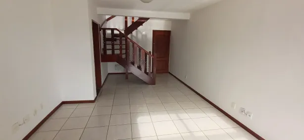 Cobertura com 4 Quartos para alugar, 156m² no Riviera Fluminense, Macaé
