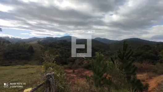 Terreno / Lote / Condomínio à venda, 4400m² no Santa Teresa, São Pedro de Alcântara