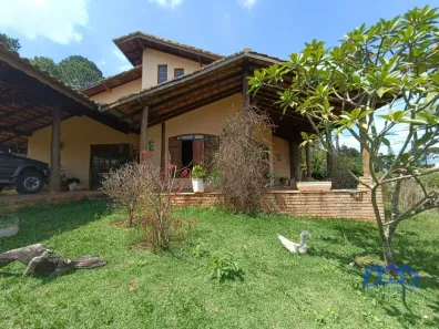 Fazenda / Sítio / Chácara com 3 Quartos à venda, 1000m² no , Mairinque