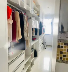 Casa com 4 Quartos à venda, 300m² no Grageru, Aracaju