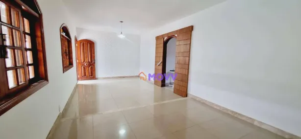 Casa com 3 Quartos à venda, 225m² no Itaipu, Niterói
