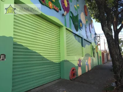 Galpão / Depósito / Armazém para venda ou aluguel, 680m² no Bosque da Saúde, São Paulo