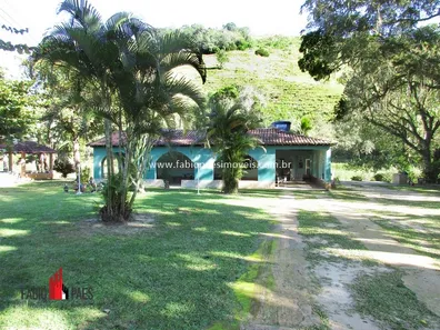 Fazenda / Sítio / Chácara com 4 Quartos à venda, 9020m² no Maraporã, Cachoeiras de Macacu