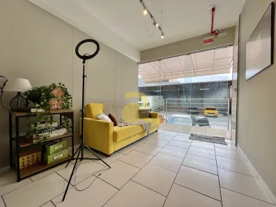 Conjunto Comercial / Sala para alugar, 300m² no Água Verde, Blumenau