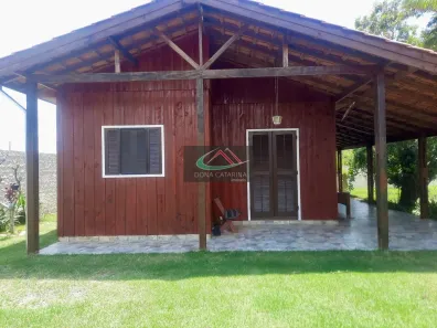 Fazenda / Sítio / Chácara com 3 Quartos à venda, 78m² no Centro, Sarapuí