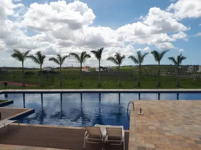 Casa de Condomínio com 4 Quartos para alugar, 200m² no Jardim Limoeiro, Camaçari