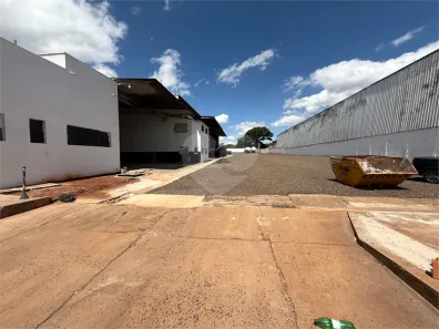 Galpão / Depósito / Armazém para venda ou aluguel, 6200m² no Jardim Arco-Íris, Araraquara