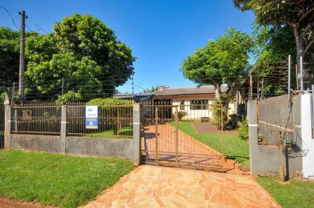 Casa com 2 Quartos à venda, 96m² no São Roque, Foz do Iguaçu