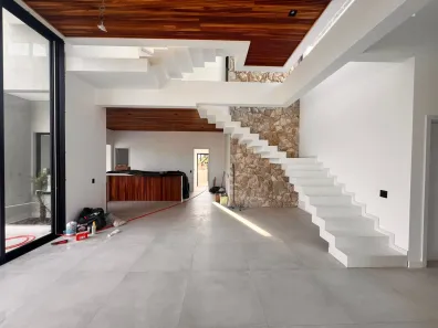 Casa de Condomínio com 4 Quartos à venda, 450m² no Serra Azul, 