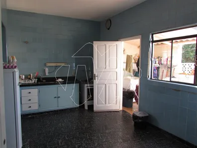 Loja / Salão / Ponto Comercial à venda, 1m² no Centro, Araraquara
