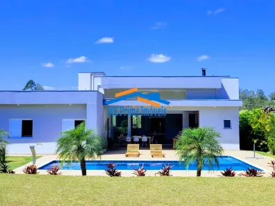 Fazenda / Sítio / Chácara com 6 Quartos à venda, 260m² no Floresta, Alambari