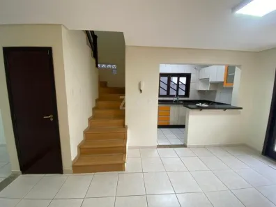 Sobrado com 3 Quartos à venda, 125m² no Saguaçu, Joinville