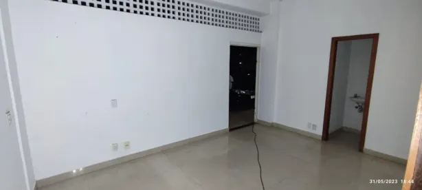 Loja / Salão / Ponto Comercial à venda, 258m² no Núcleo Bandeirante, Brasília