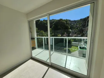 Apartamento com 2 Quartos à venda, 68m² no Retiro, Petrópolis