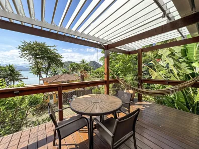Casa de Condomínio com 4 Quartos à venda, 200m² no Retiro (Cunhambebe), Angra dos Reis