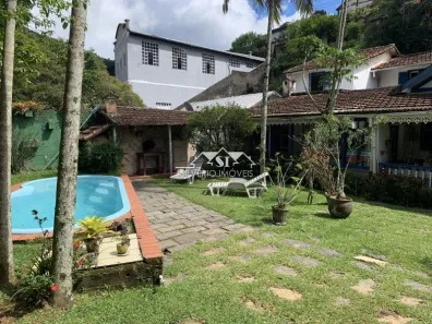 Casa com 4 Quartos à venda, 305m² no Simeria, Petrópolis