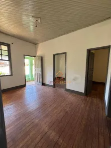 Casa com 3 Quartos para alugar, 166m² no Centro, Sertanópolis
