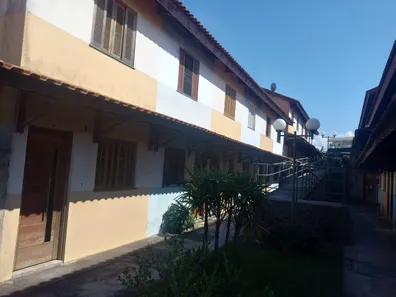 Casa de Condomínio com 2 Quartos à venda, 58m² no Parque Dourado, Ferraz de Vasconcelos
