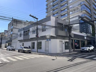Prédio Inteiro com 4 Quartos para venda ou aluguel, 269m² no Centro, Santa Maria