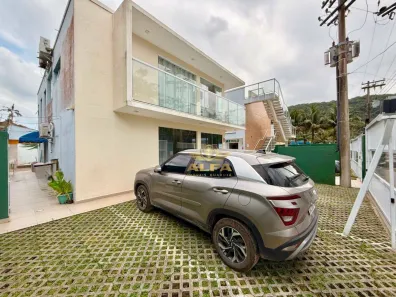 Hotel / Motel / Pousada com 13 Quartos à venda, 1355m² no Guaiúba, Guarujá