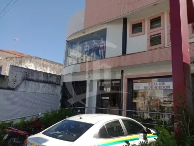 Galpão / Depósito / Armazém à venda, 327m² no Centro, Aracaju