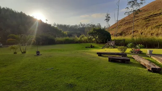 Fazenda / Sítio / Chácara com 3 Quartos à venda, 215m² no Cantão, Barra do Piraí
