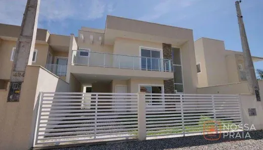 Sobrado com 3 Quartos à venda, 149m² no Barra do Saí, Itapoá