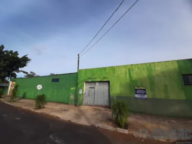 Loja / Salão / Ponto Comercial para alugar, 137m² no Vila Franko, Apucarana