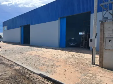 Galpão / Depósito / Armazém para alugar, 480m² no Jardim União, Cambé
