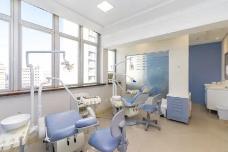 Conjunto Comercial / Sala para alugar, 66m² no Centro, Curitiba