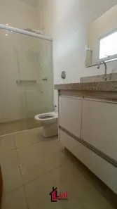 Casa com 3 Quartos para alugar, 180m² no Centro, Presidente Prudente