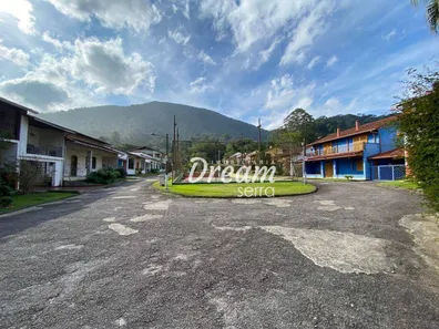 Casa de Condomínio com 5 Quartos para venda ou aluguel, 230m² no Carlos Guinle, Teresópolis