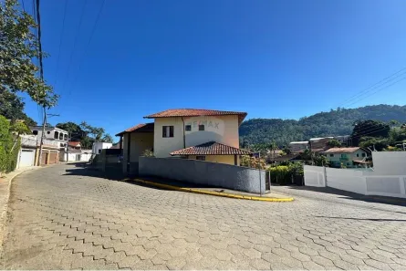 Casa com 3 Quartos à venda, 137m² no Bem-Te-VI Amarelo, Bom Jardim