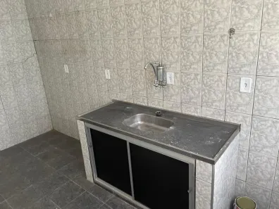 Casa Comercial com 11 Quartos para venda ou aluguel, 261m² no Pedregulho, Guaratinguetá
