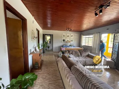 Fazenda / Sítio / Chácara com 3 Quartos à venda, 274m² no Jundiaizinho (Terra Preta), Mairiporã